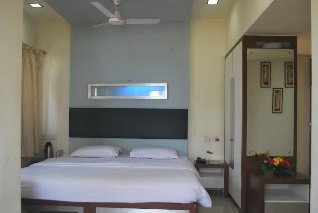 Hotel Sagar Kinara Malvan Room photo